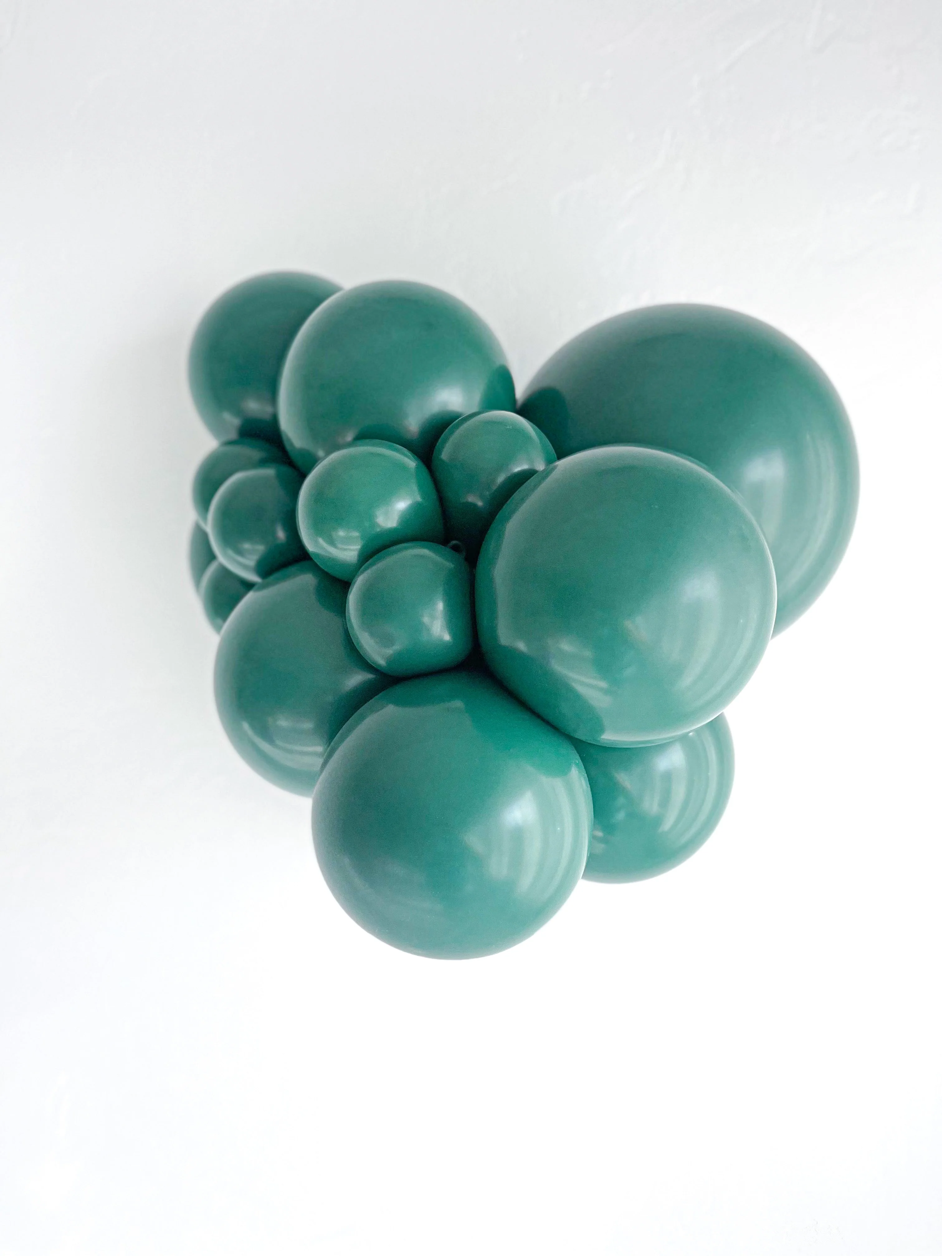 17 Inch Tuftex Latex Balloons Designer Balloons (50 Per Bag) Evergreen - Image 3