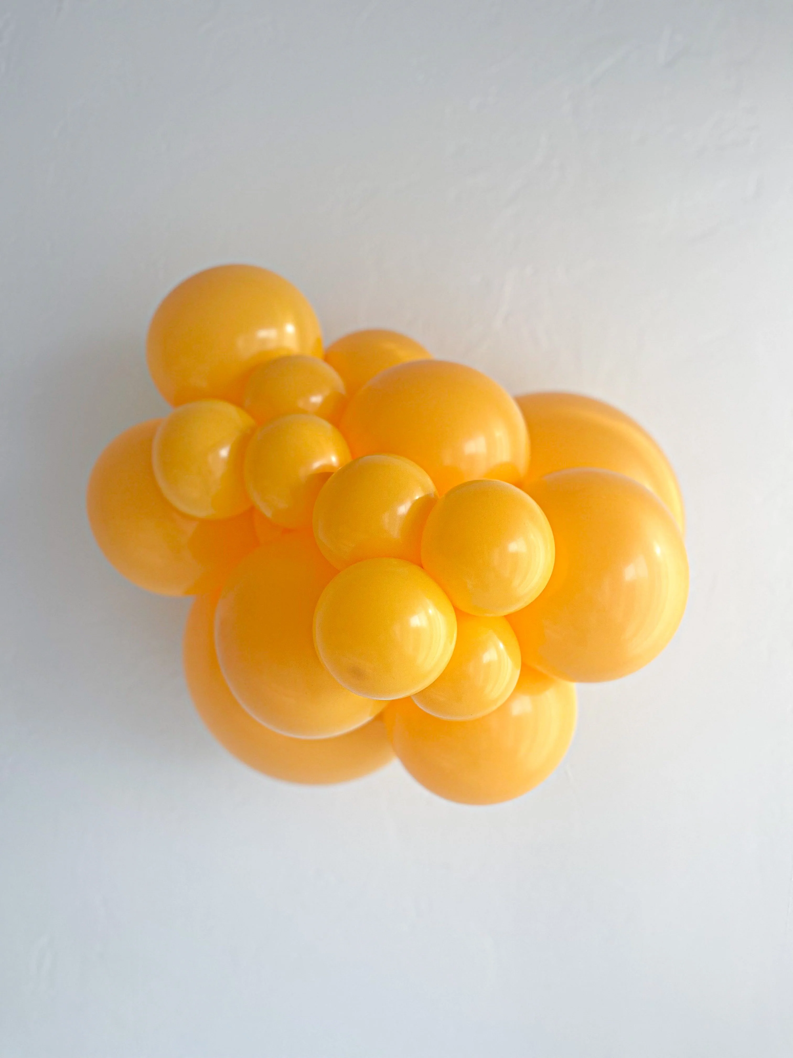 17 Inch Tuftex Latex Balloons Designer Balloons (50 Per Bag) Goldenrod - Image 3