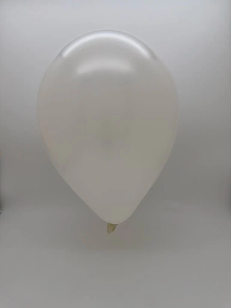 23'' Balloonia Latex Balloons Professional Line Metallic White (5 Per Bag) - Image 2