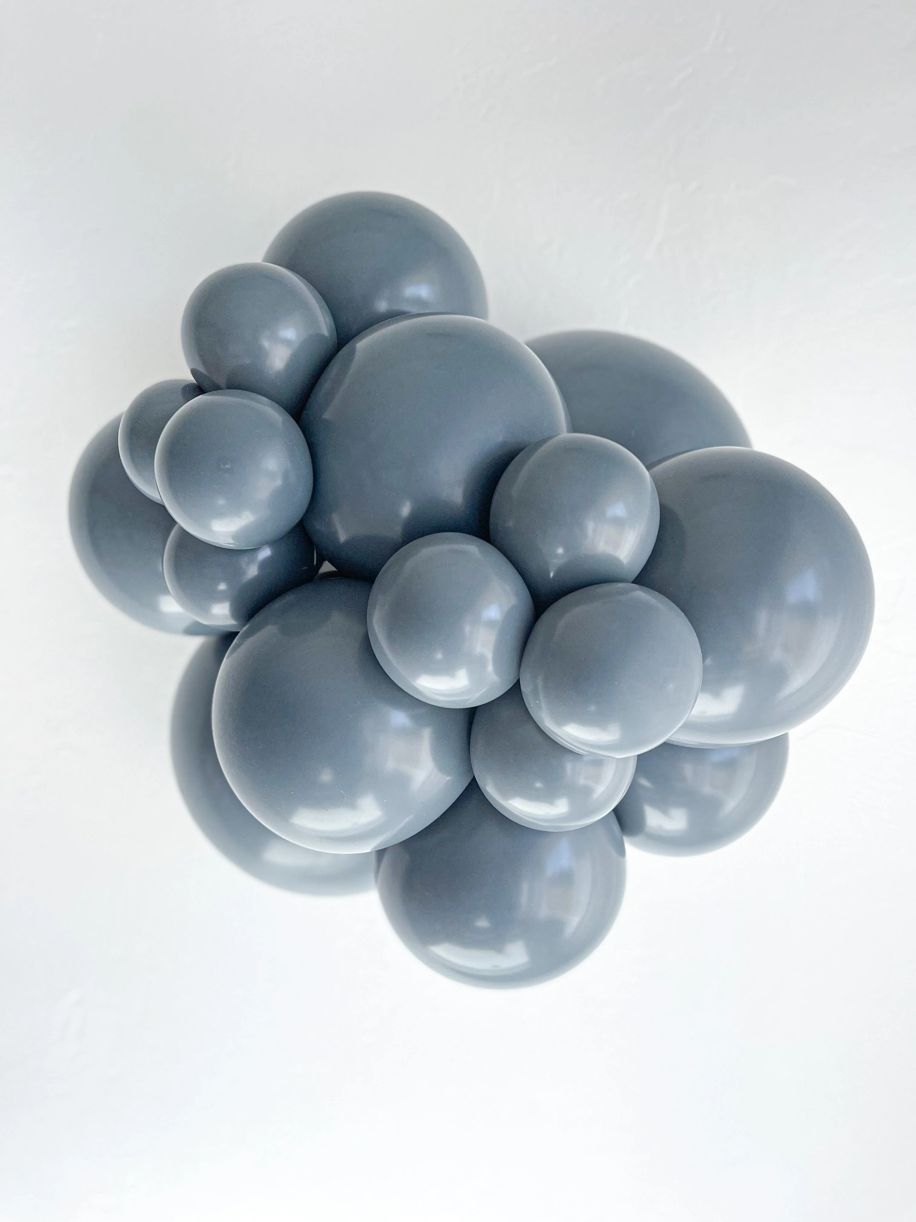 24" Gray Smoke Tuftex Latex Balloons Designer Balloons (3 Per Bag) - Image 3